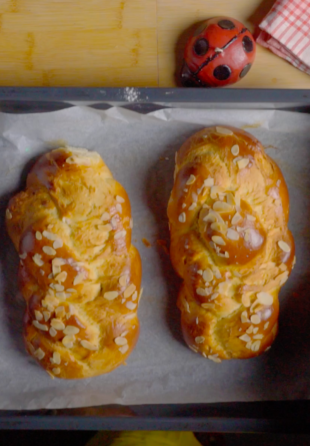 Τσουρέκι πασχαλινό